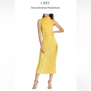 Lidee Soiree Sleeveless Pleated Gown